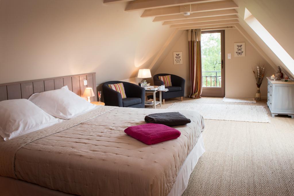 Bed and Breakfast Le Lion D'Or En Perigord Mauzac-et-Grand-Castang Exteriér fotografie